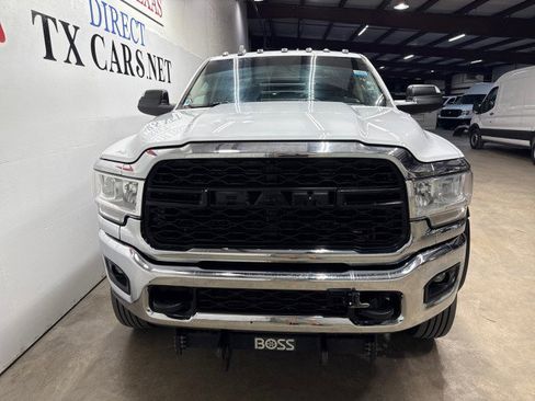 Used 2020 RAM 5500 Tradesman w/ Chrome Appearance Group image 12