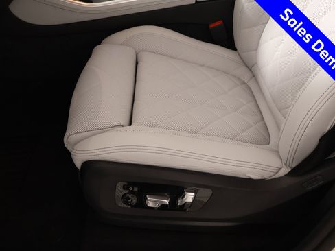 New 2026 BMW X5 xDrive40i w/ Executive Package AWD/4WD image 11