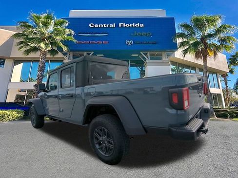 New 2026 Jeep Gladiator Sport image 7