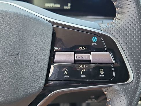 Used 2023 Nissan Ariya FWD image 25