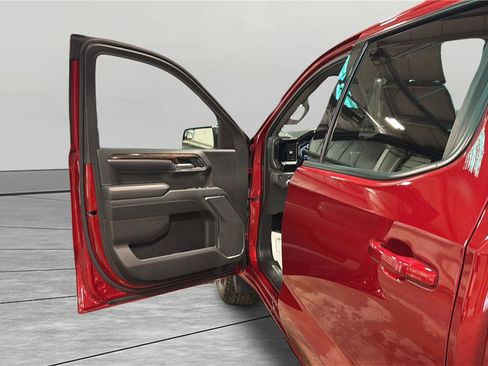 Used 2024 GMC Sierra 1500 Elevation image 20