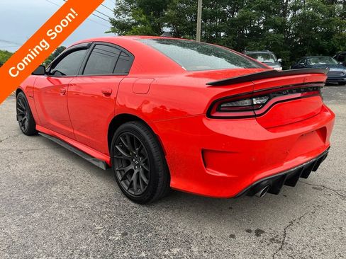 Used 2020 Dodge Charger R/T w/ Plus Group RWD image 8