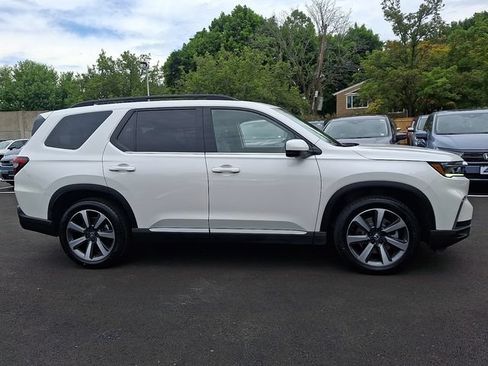 Certified 2023 Honda Pilot Elite image 7