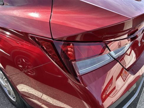 New 2026 Hyundai Elantra SE image 15