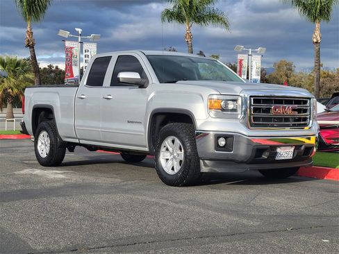 Used 2015 GMC Sierra 1500 SLE w/ SLE Value Package image 32