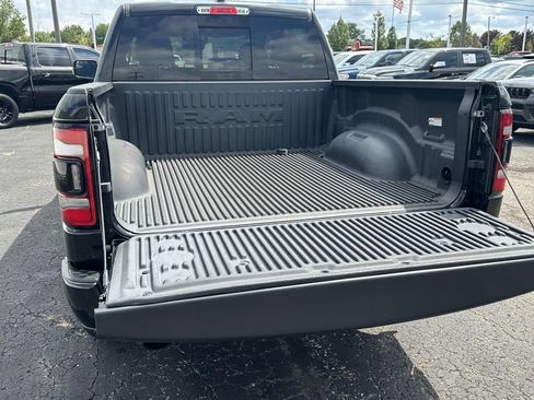 Used 2023 RAM 1500 Laramie AWD/4WD image 12