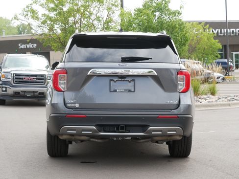 Used 2023 Ford Explorer XLT w/ Equipment Group 202A AWD/4WD image 7