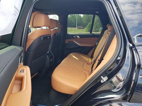New 2026 BMW X5 xDrive50e w/ M Sport Package AWD/4WD image 7