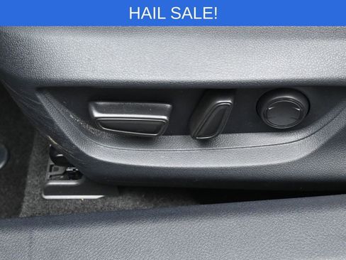 Certified 2025 Toyota Camry SE w/ Convenience Package image 10