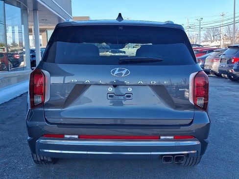 Used 2023 Hyundai Palisade Calligraphy image 6