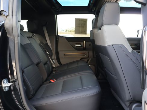 Used 2024 GMC Hummer EV 3X w/ Extreme Off-Road Package image 20