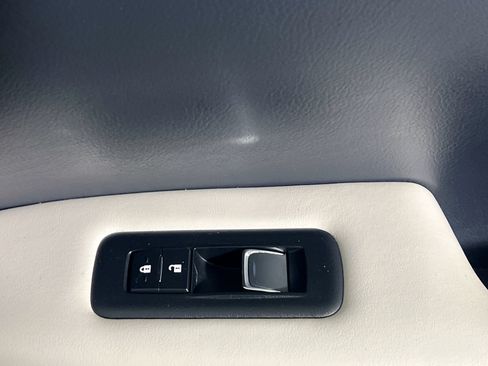 Used 2021 Lexus RX 350 FWD w/ Accessory Package image 32