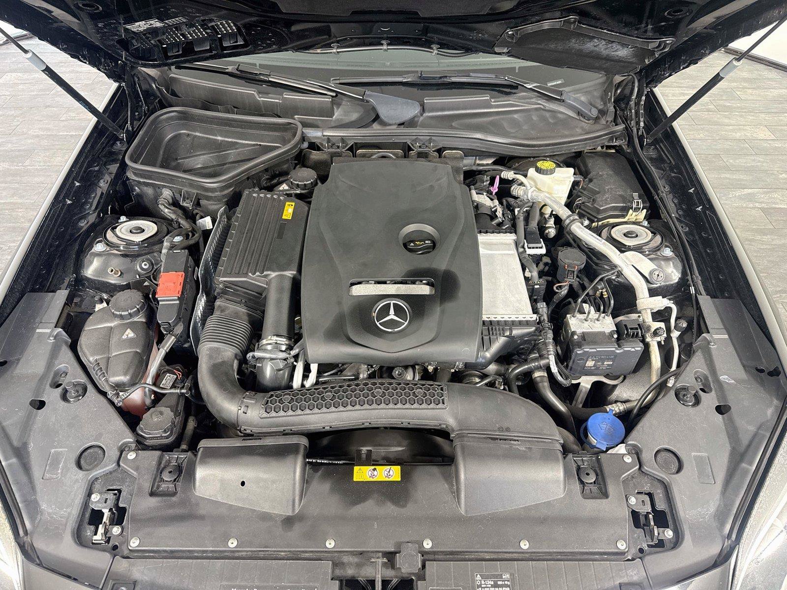Used 2019 Mercedes-Benz SLC 300 image 27