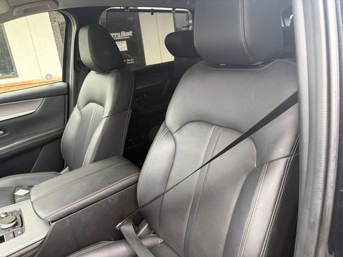 Used 2025 MAZDA CX-90 3.3 Turbo w/ Preferred Package AWD/4WD image 3
