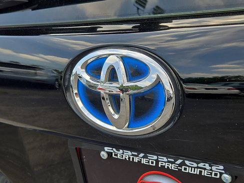 Used 2012 Toyota Prius V Five FWD image 29