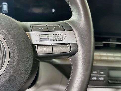 Certified 2025 Hyundai Kona SEL AWD/4WD image 21