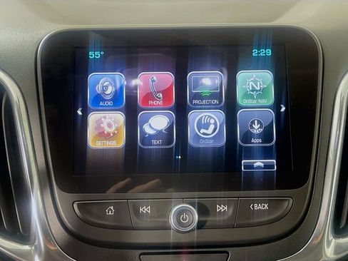 Used 2018 Chevrolet Equinox LT w/ Sun & Infotainment Package FWD image 15