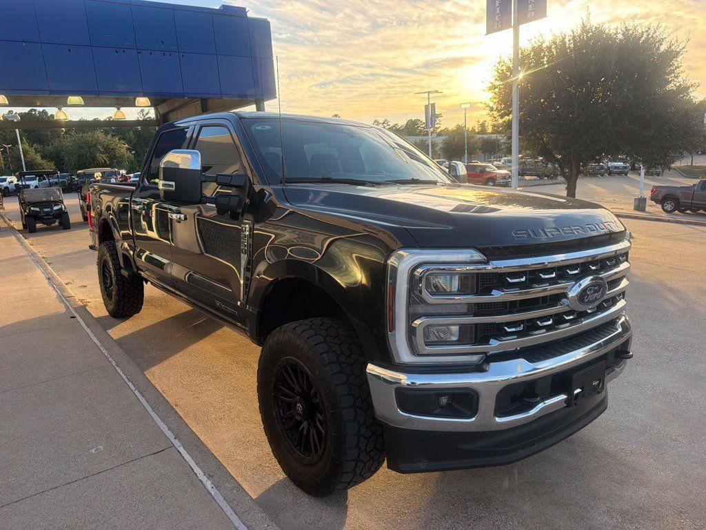 Used 2026 Ford F250 Lariat w/ Chrome Package AWD/4WD image 4