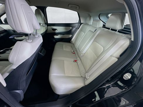 Used 2023 Nissan Ariya FWD image 28