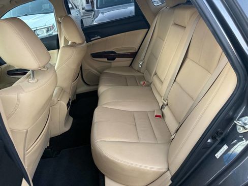 Used 2011 Honda Crosstour EX-L image 14