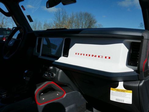 New 2026 Ford Bronco Heritage Edition image 10