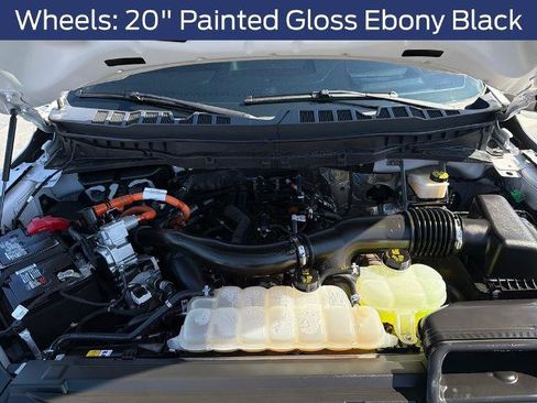 Certified 2024 Ford F150 Platinum w/ Equipment Group 702A High AWD/4WD image 18