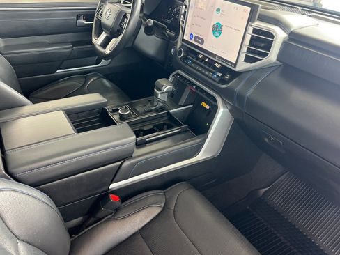 Used 2024 Toyota Tundra Platinum AWD/4WD image 12