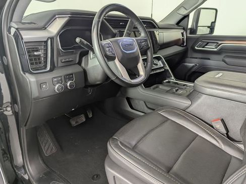 Used 2025 GMC Sierra 3500 Denali w/ Denali Reserve Package image 12