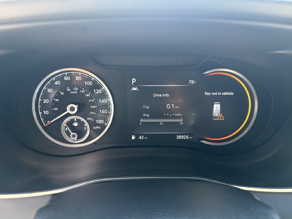 Used 2022 Genesis G70 3.3T RWD image 46