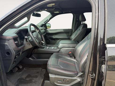 Used 2023 Ford Expedition Limited AWD/4WD image 9