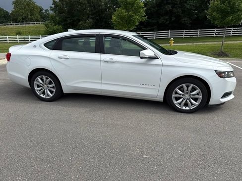 Used 2016 Chevrolet Impala LT w/ Convenience Package FWD image 3