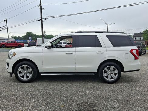 Used 2020 Ford Expedition XLT w/ Equipment Group 202A image 7