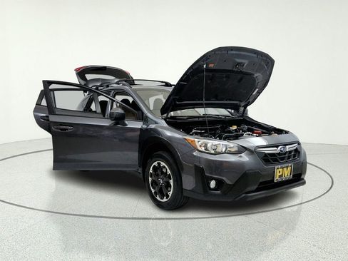 Used 2021 Subaru Crosstrek 2.0i Premium w/ Moonroof Package AWD/4WD image 11