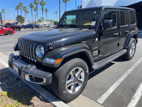 Used 2022 Jeep Wrangler Unlimited Sahara image 1