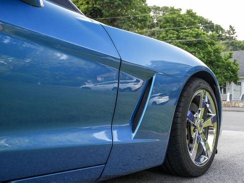 Used 2009 Chevrolet Corvette Coupe w/ Preferred Equipment Group RWD image 84