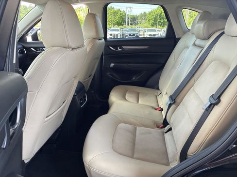 Used 2017 MAZDA CX-5 Touring w/ Preferred Equipment Package AWD/4WD image 11