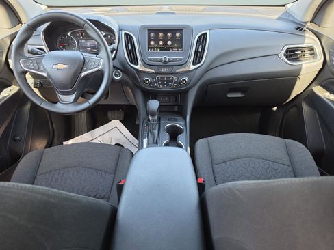 Used 2024 Chevrolet Equinox LT image 16