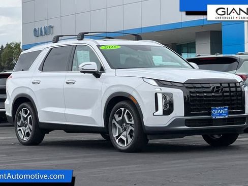 Used 2025 Hyundai Palisade SEL FWD image 1