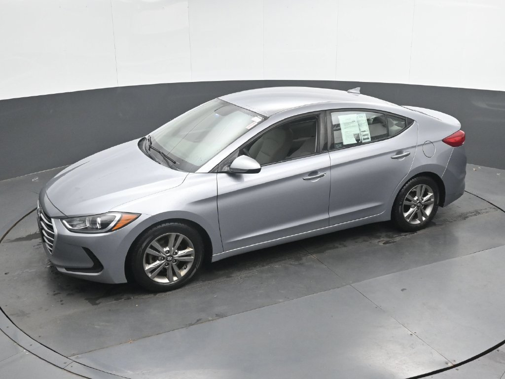 Used 2017 Hyundai Elantra SE FWD image 14