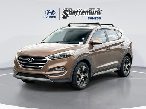 Used 2017 Hyundai Tucson Sport image 1