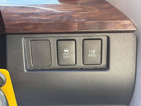 Used 2014 Toyota Tundra Limited RWD image 34