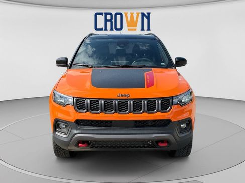 Used 2026 Jeep Compass Trailhawk AWD/4WD image 8