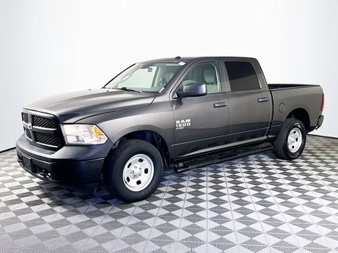 Used 2020 RAM 1500 Tradesman w/ Popular Equipment Group AWD/4WD image 4