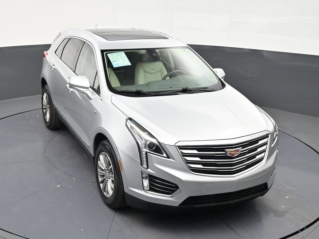Used 2017 Cadillac XT5 Luxury w/ Driver Awareness Package FWD image 18