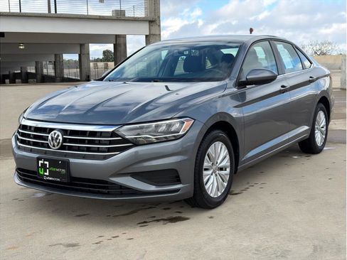 Used 2020 Volkswagen Jetta S image 3