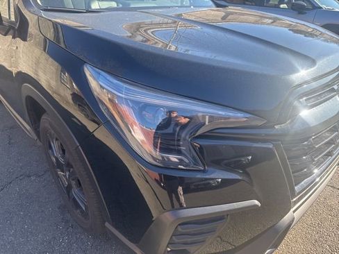 Used 2025 Subaru Ascent Bronze Edition image 2