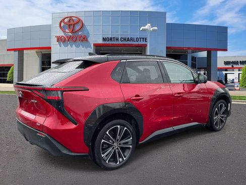 Used 2023 Toyota bZ4X AWD w/ Weather Package image 8