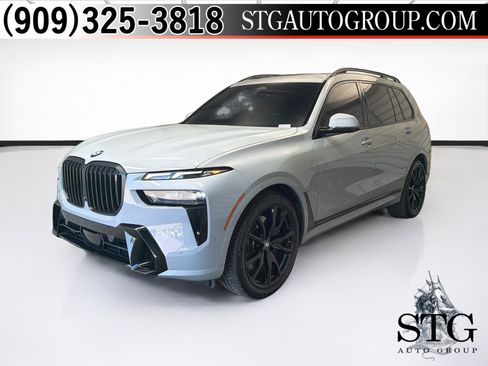 Used 2024 BMW X7 xDrive40i w/ M Sport Package AWD/4WD image 1