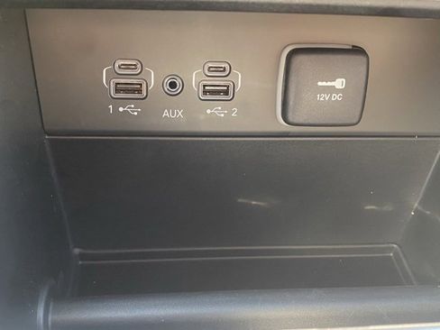 New 2025 Jeep Grand Cherokee Summit image 25