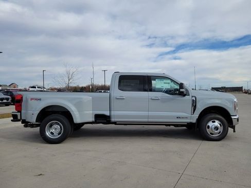 New 2026 Ford F350 Lariat w/ Lariat Ultimate Package image 2